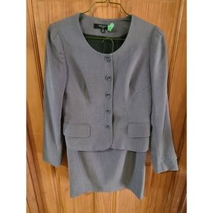 Nine West Skirt Suit 8
